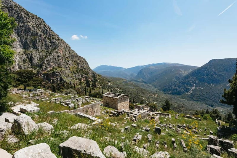 Athens: Mythology of Delphi, Museum and Arachova Guided Tour - Walking through the Delphi archaeological site