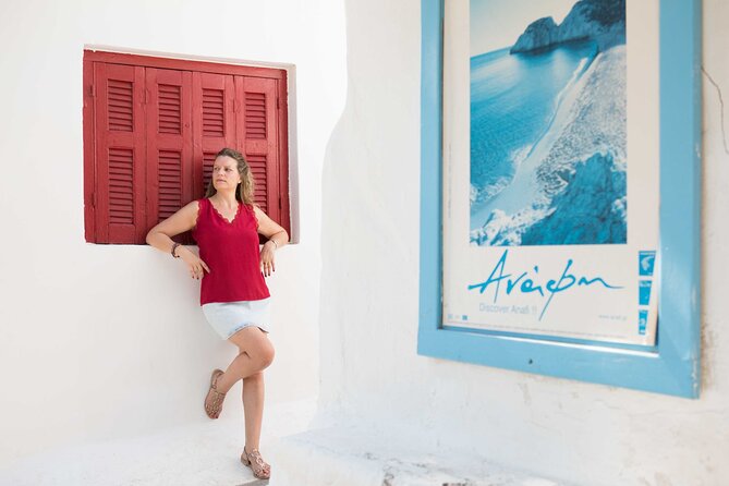 Athens Old City Private Photoshoot Tour/ 3hours - Is $203.95 per person a fair price?