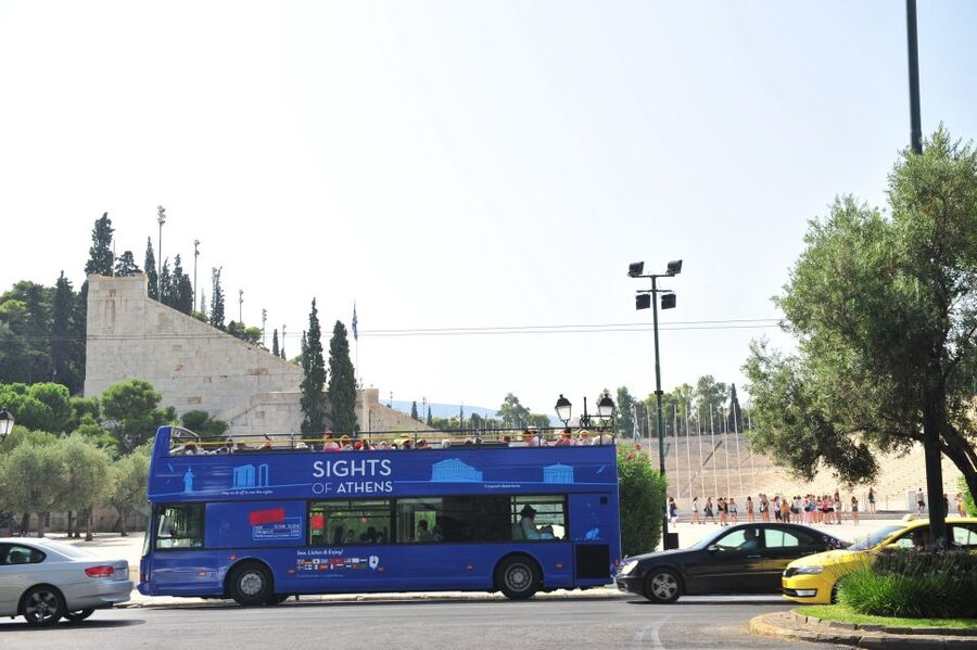 Athens, Piraeus, and Coastline: Blue Hop-On Hop-Off Bus - Orange Line: the essential Athens circuit