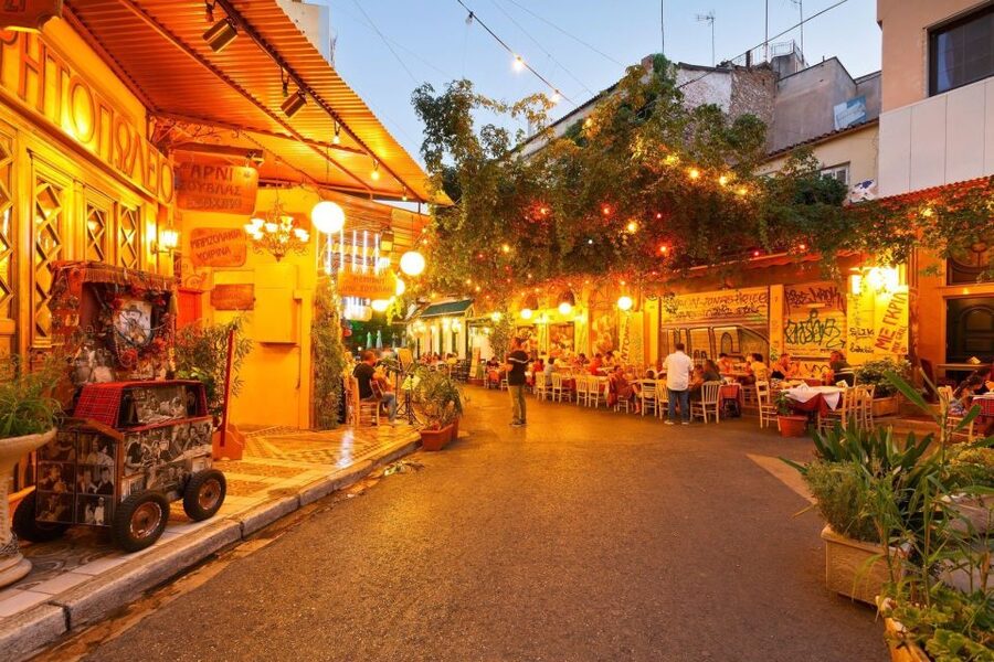 Athens: Premium Food and Wine Tasting Tour in the evening - The delicatessen tasting: olive oil, spreads, and liqueur