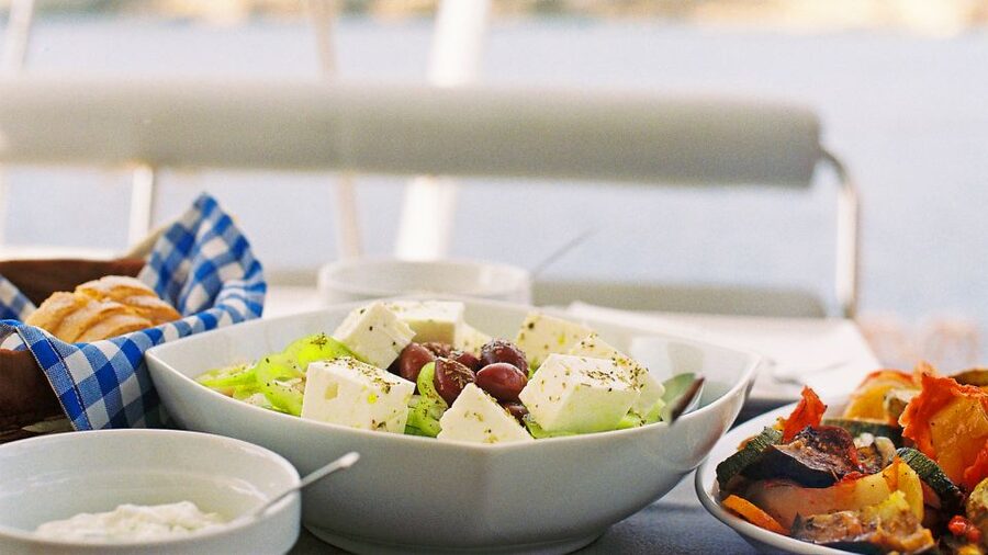 Athens: Riviera Catamaran Cruise with Meal and Drinks - Vouliagmeni, the main stop for lunch