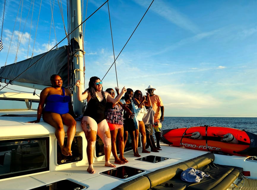 Athens: Riviera Catamaran Tour with Fresh Meal and Drinks - Getting the most from your five hours