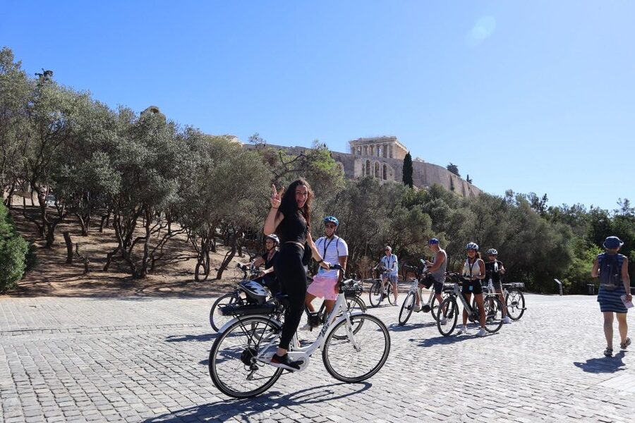 Athens: Small-Group E-Bike Tour of Historic Highlights - Hadrian’s Arch and the Temple of Olympian Zeus