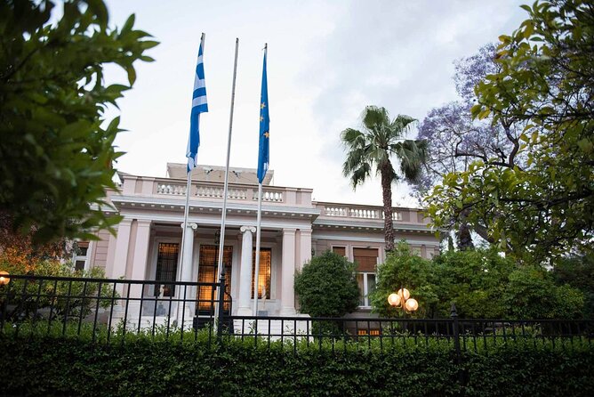 Athens Social and Political Walk - Parliament of Greece and the story of modern democracy