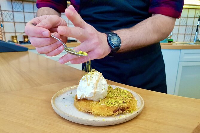 Athens Street Food Walk - How much food do you really get?