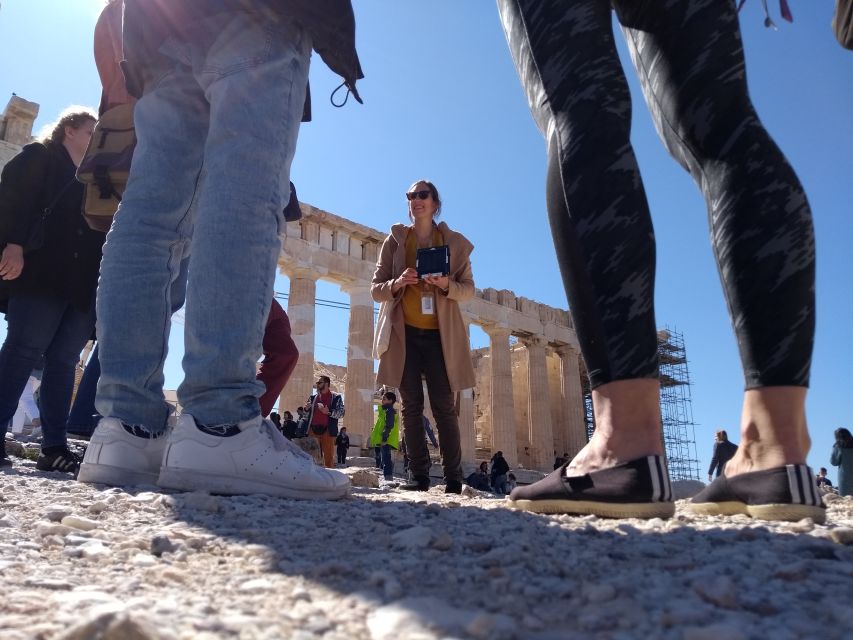 Athens: The Acropolis Guided Walking Tour in Dutch - Seeing the Erechtheion up close