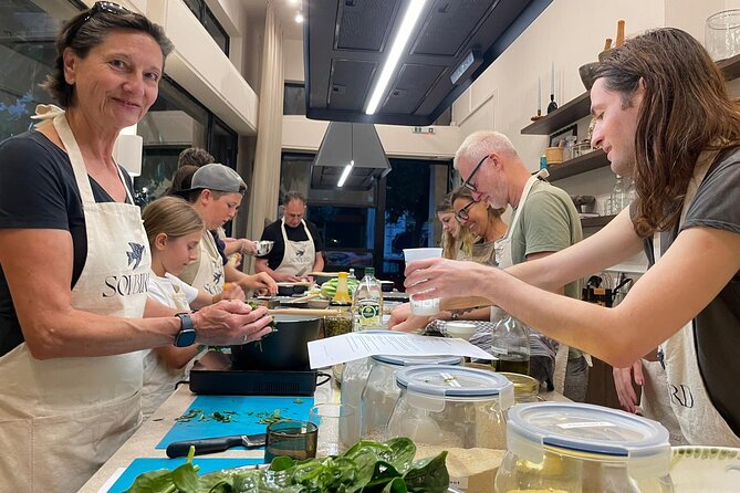 Athens: Traditional Vegan Cooking Class incl. Drinks - Cooking Greek food without the dairy