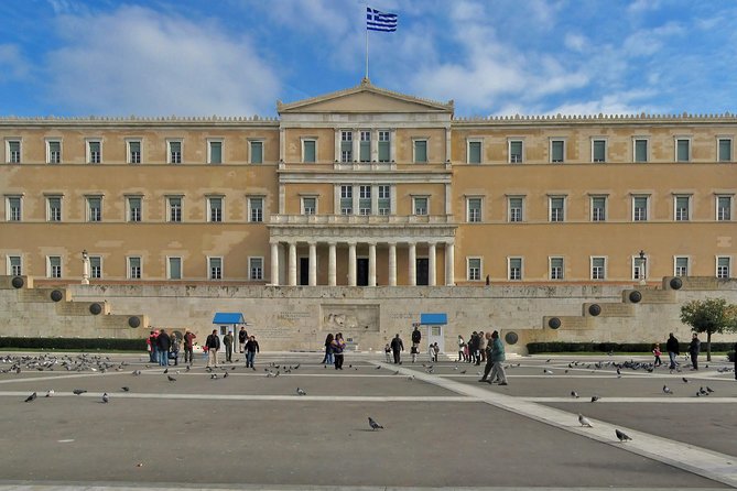 Athens Walking Tour With Skip The Line Of The Acropolis Ticket - Plaka and Anafiotika after the monuments