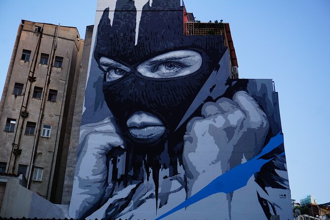 Awesome Street Art Tour in Athens with a Local Expert Small-Group - Why the small group changes the experience