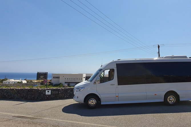 Best of Santorini Customized Private Tour - What the guides add to the experience