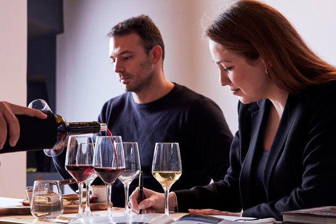 Best rated Acropolis Wine Tasting - A small room with a calm pace