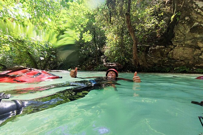 Canyoning and Zipline in Polylimnio Waterfalls - The 30-meter zipline over the lake