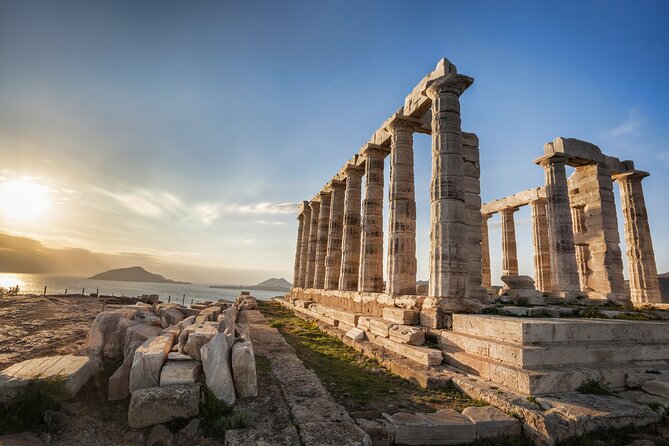 Cape Sounion and Temple of Poseidon Half-Day Small-Group Tour from Athens - Lake Vouliagmeni: a quick stop with a strange setting