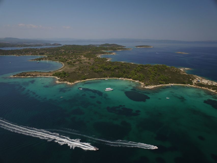 Chalkidiki: Blue Lagoon & Ammouliani Island Cruise & Lunch - A simple Greek BBQ lunch on board