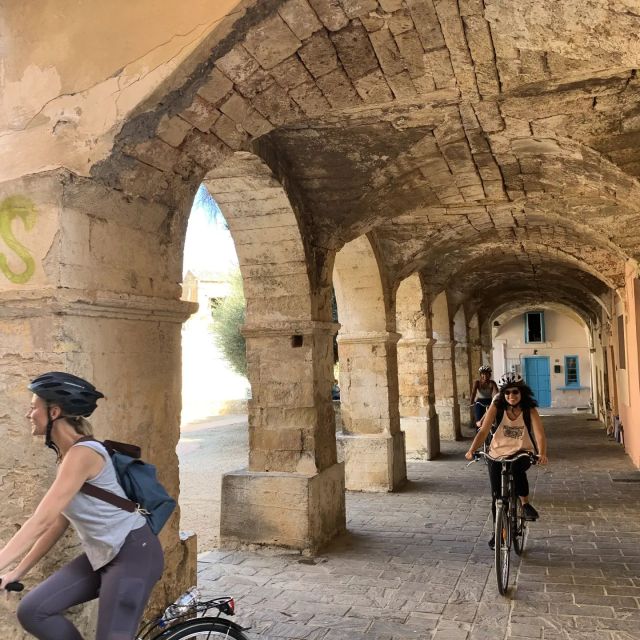 Chania: City Highlights Small Group Bike Tour - Firkas Fortress and the harbor