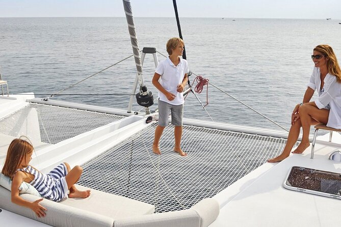 Chania: Morning Catamaran Cruise with Premium Lunch & Drinks - Lunch with local food and open drinks
