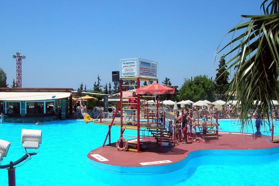 Chania & Rethymno:Limnoupolis Water Park with Lunch+Transfer - Freefall slides, black hole, and the crazy river