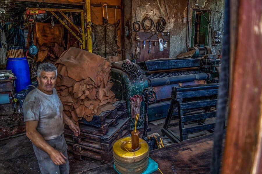 Chania: Sightseeing & Tastings Tour - Ottoman and Jewish quarters beyond the postcard route