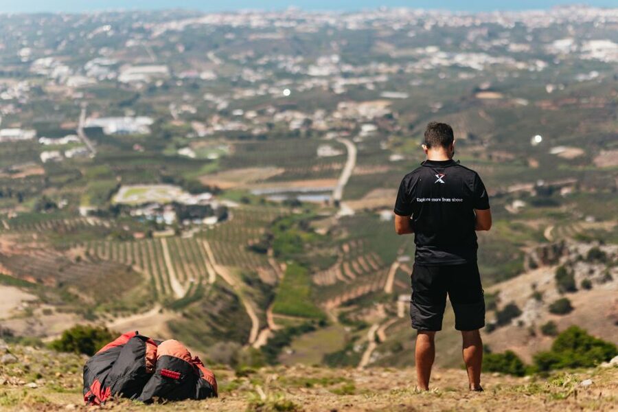 Chania: Tandem Paragliding Flight in Crete - Who will enjoy this flight most?