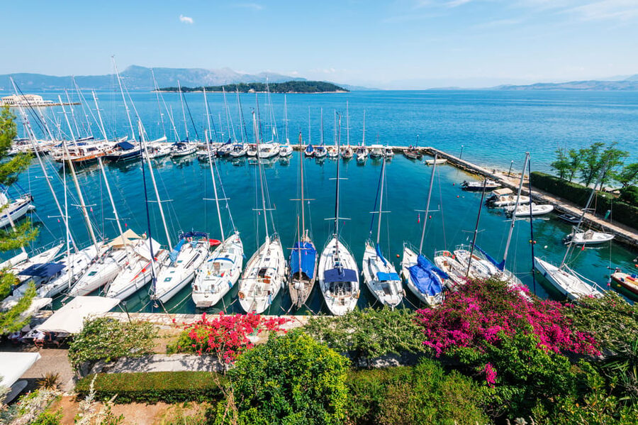 Corfu: Paleokastritsa Beach and Old Town Bus Shore Excursion - Who should book this tour?