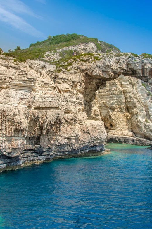 Corfu: Paxos Island Full-Day Cruise with Blue Caves - Boat comfort, crowding, and safety