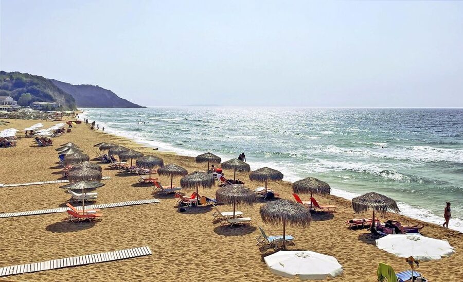 Corfu: Shore & Shared Tour – Achilleion, Mon Repos, Old Town - Mon Repos Palace and its quiet gardens