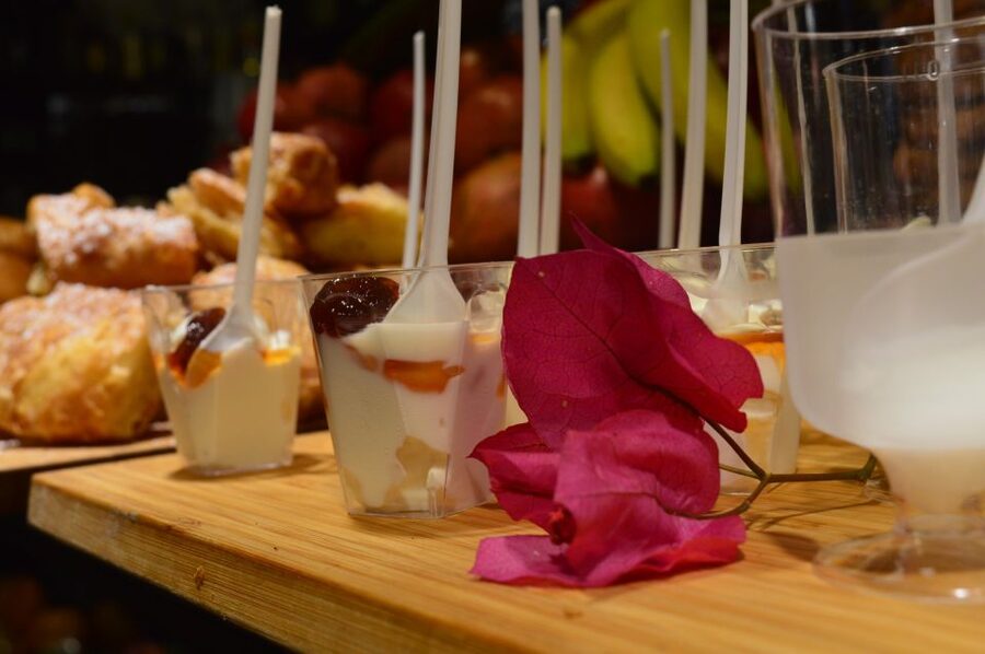 Corfu Town: Guided Walking Tour and Local Food Tastings - Starting by the Old Fortress