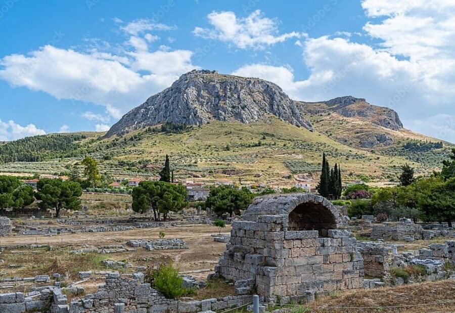 Corinth: 3D Representations & Audiovisual Self-Guided tour - Listening beside the Peirene Fountain