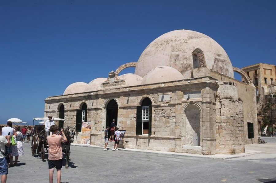 Crete: Chania, Lake Kournas and Rethymno Tour - Why this $44 tour covers so much of Crete