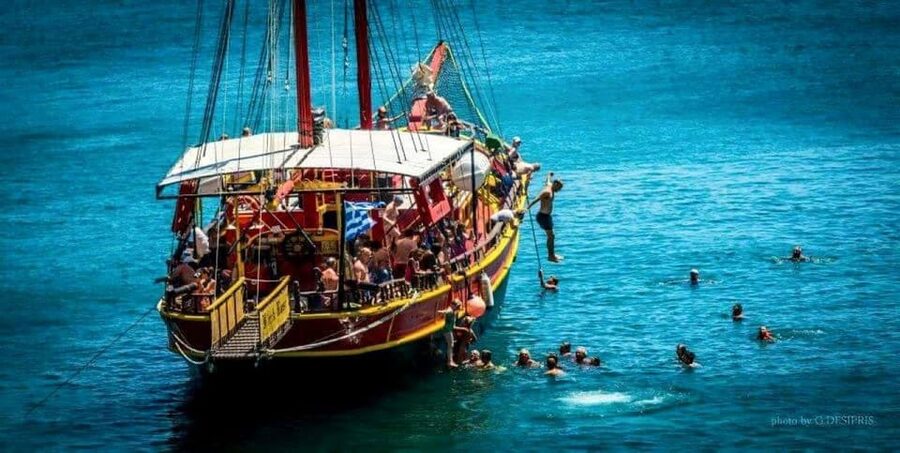 Crete: Coastline Snorkeling Cruise from Hersonissos Port - What the Boat Provides, and What It Does Not