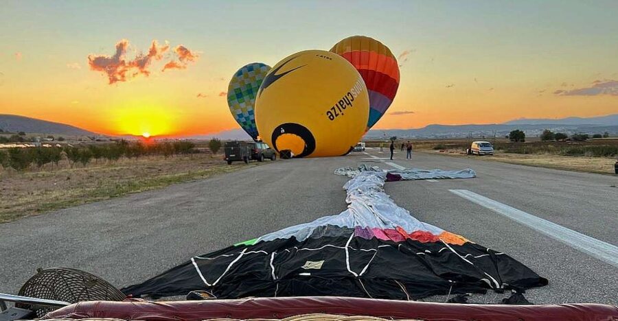 Crete: Hot-Air Balloon Flight with Breakfast and Wine - Landing, breakfast, and sparkling wine