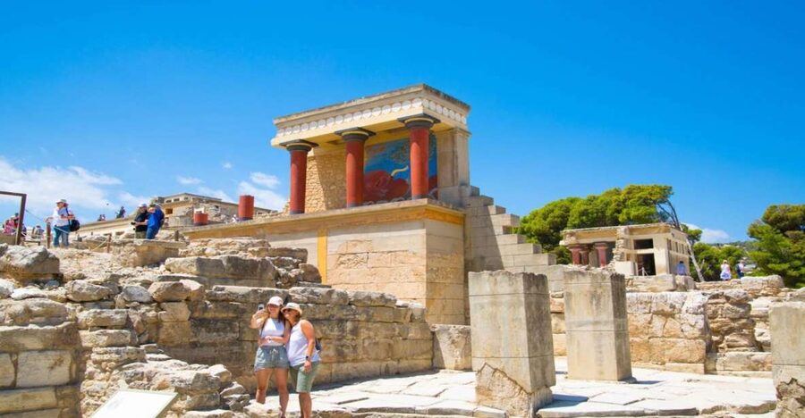 Crete: Knossos E-Ticket with Audio Guide & Optional Museum - The Heraklion Archaeological Museum at 13:00 or 17:00