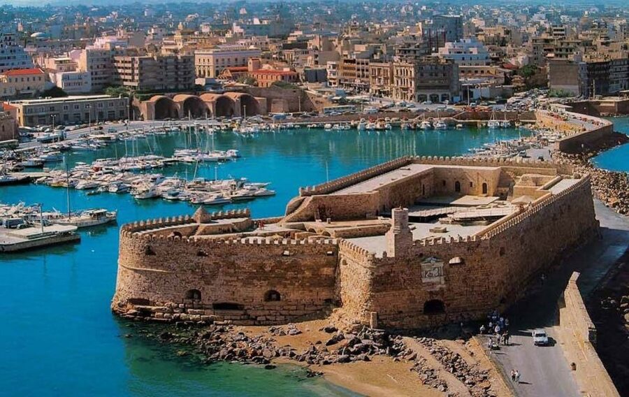 Crete: Knossos Palace, Heraklion City, Market Guided Tour - The old market and free time in the capital