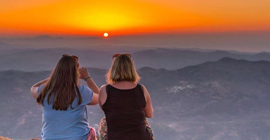 Crete: Land Rover Safari with Sunset Viewing, Dinner, & Wine - Sunset above Crete with prosecco and fruit