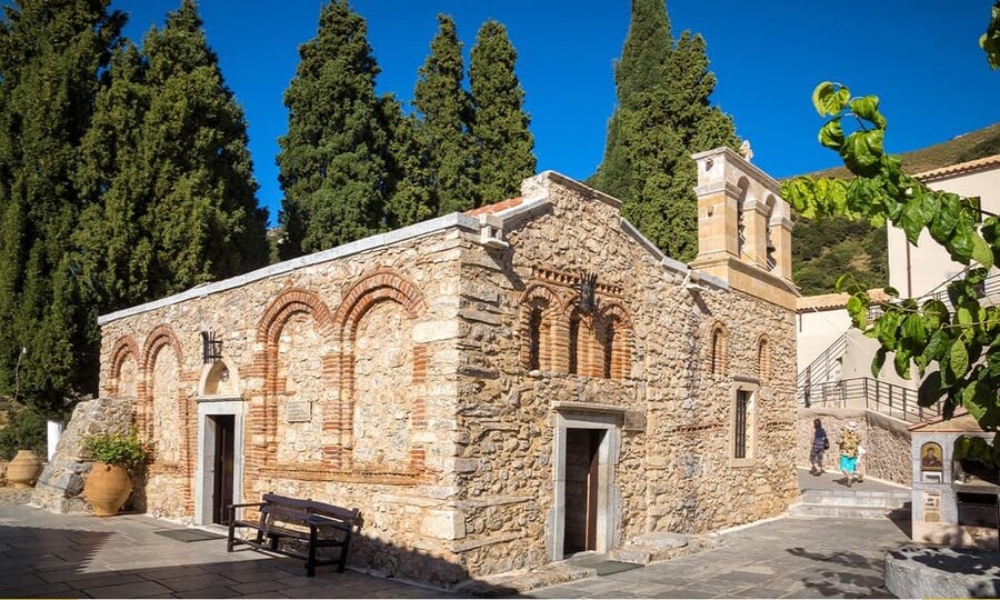 Crete: Lasithi Plateau & Knossos Palace Day Trip - A full day from the coast to the Minoan past