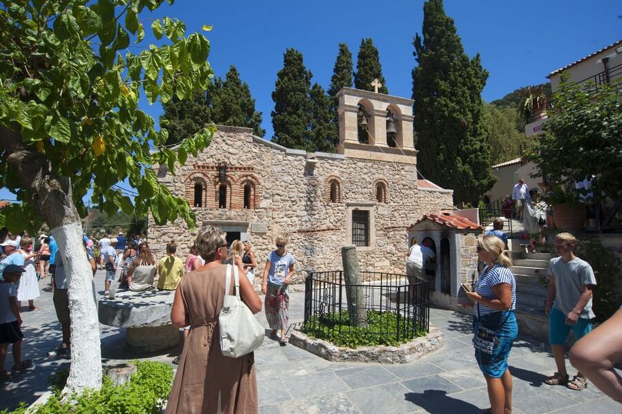Crete: Lassithi Plateau & Kera Monastery Tour with Ceramics - What the 44 dollar price really covers
