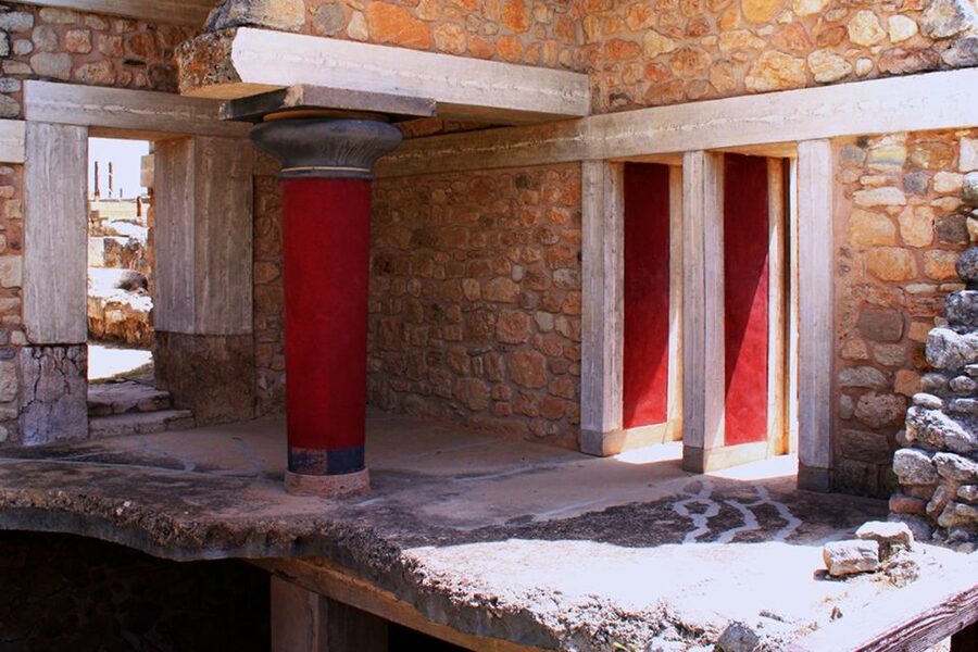 Crete: Palace of Knossos E-Ticket and Audio Guide - South Propylaeum and the world of Minoan appearance