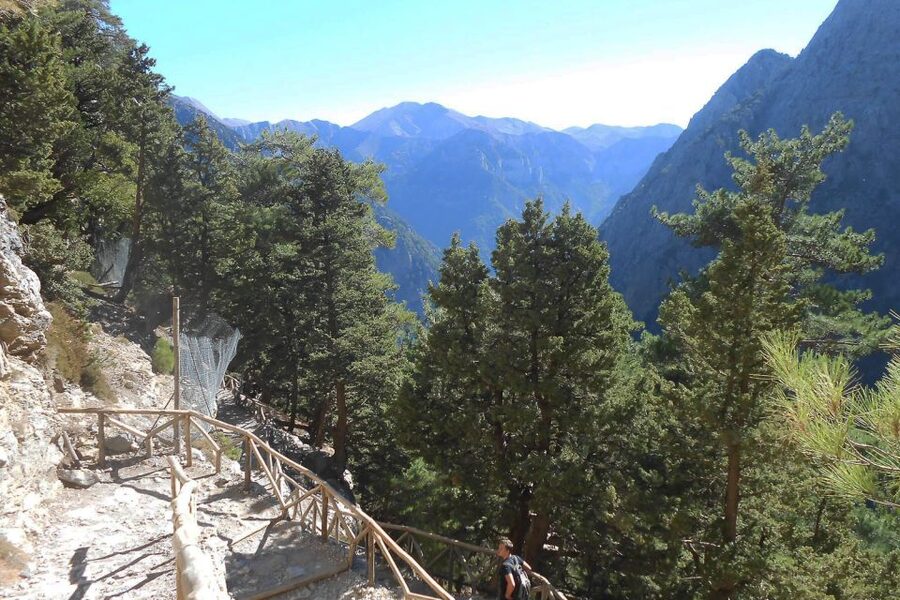 Crete: Samaria Gorge Hiking with transfer and expert Escort - Why sturdy shoes matter here