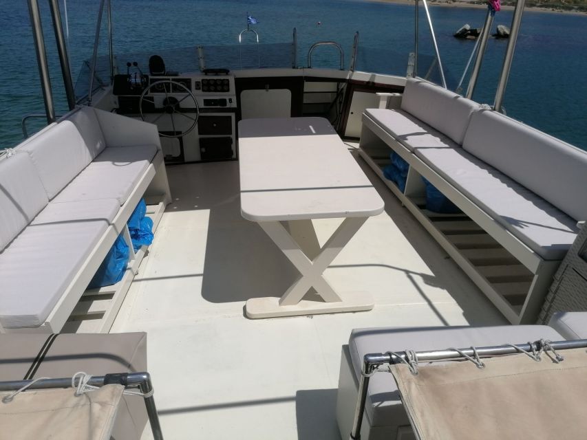 Crete: Snorkeling Boat Trip with Lunch and Transfer - The longer stop near Saint George Bay