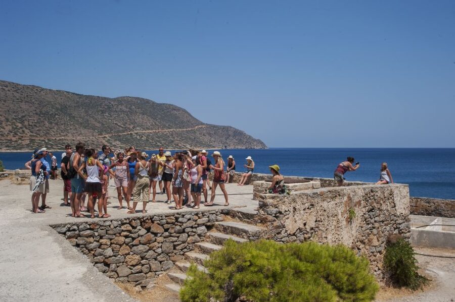 Crete: Spinalonga, Elounda, & Agios Nikolaos Boat Tour & BBQ - Who should book this tour