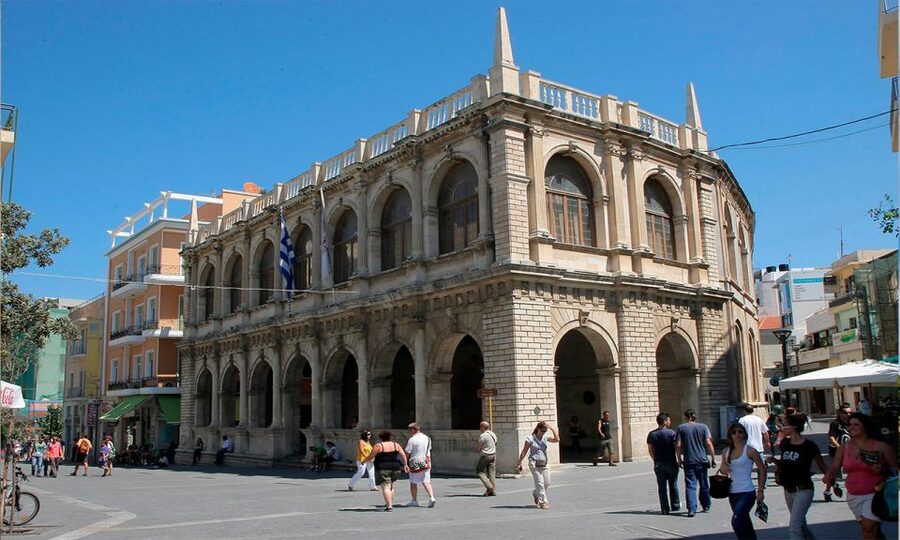 Day Trip To Heraklion City Center & Market & CretAquarium - Who should book this Crete outing?