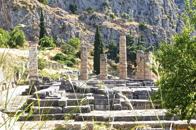 Delphi and Hosios Loukas Monastery Full Day Private Tour - Why this Athens to Delphi route is different