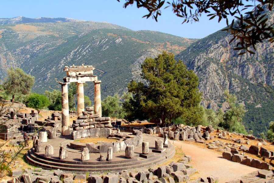Delphi: Archaeological Site & Museum Ticket with Audio Tour - Starting with Delphi’s museum and its famous treasures