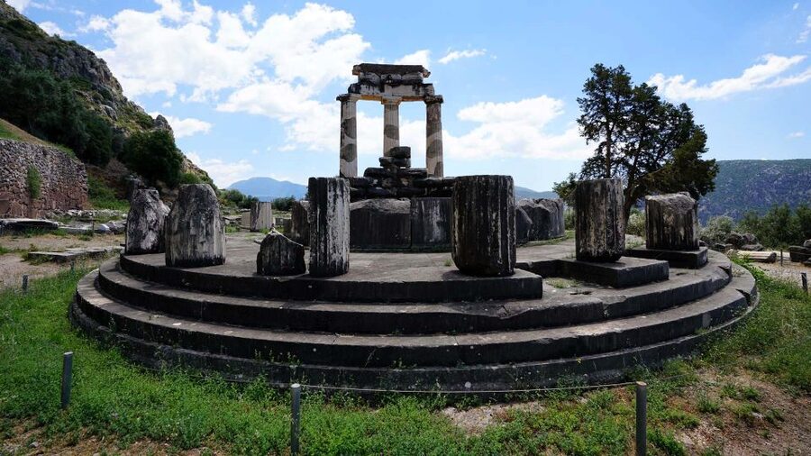 Delphi: Audiovisual self-guided tour with 3D models - Who should choose this Delphi experience?