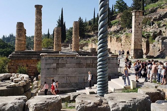 Delphi Full Day Private Trip From Athens With Lunch Overlooking the Sea - What the private format changes