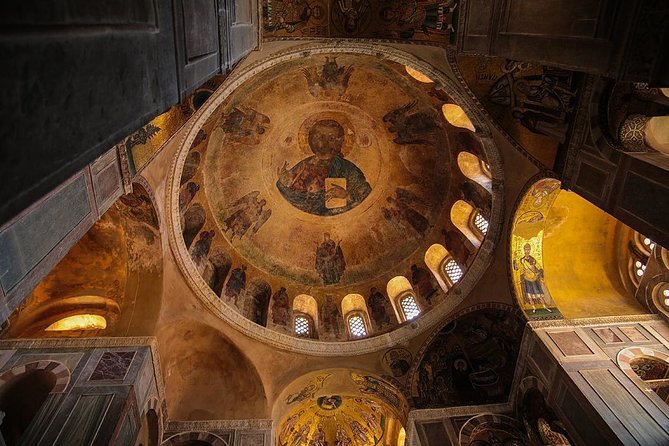 Delphi Full Day Tour - Arachova, a short stop with a mountain-town feel