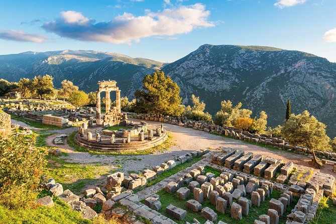 Delphi Full Day Tour - The road, vehicle, and private format