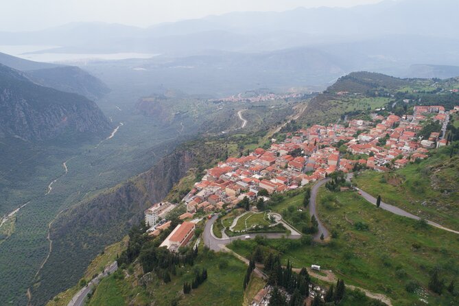 Delphi full day V.R audio guided tour with entry ticket - What the price really includes