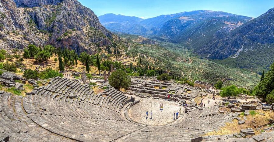 Delphi Guided Walking Tour and Admission Ticket - Why Delphi makes more sense with a guide