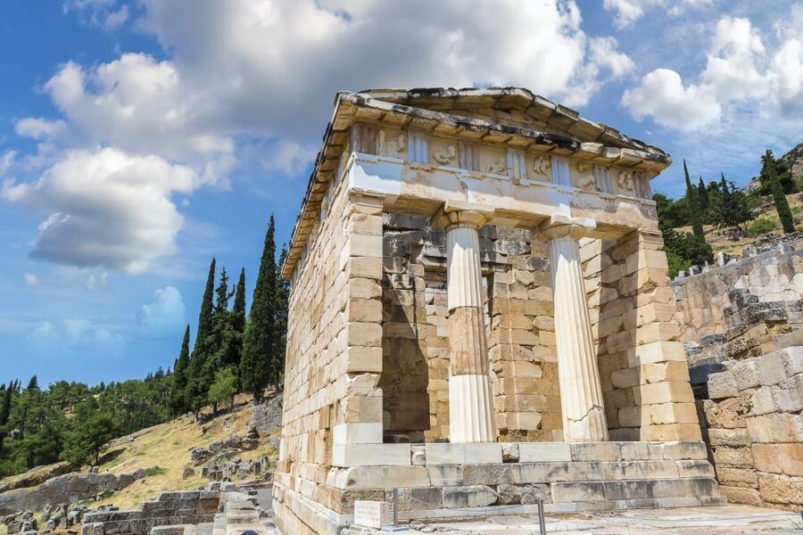 Delphi Guided Walking Tour and Admission Ticket - What to expect at the Delphi Museum